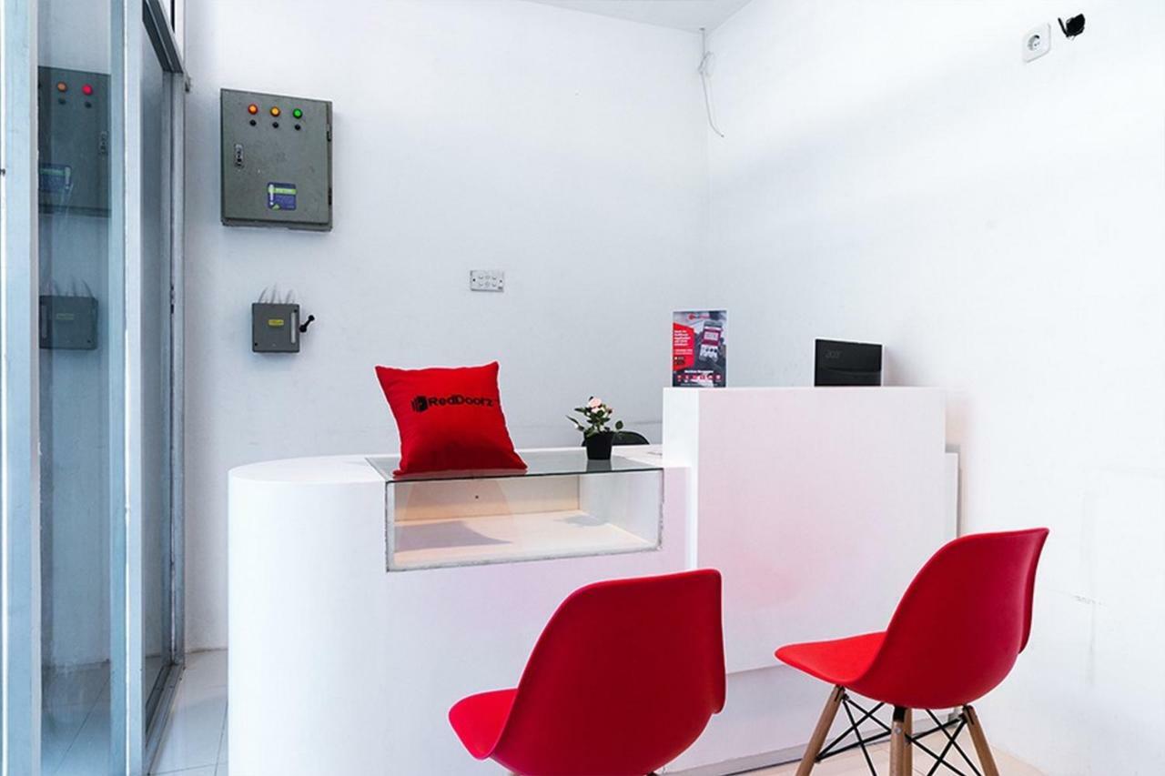 Reddoorz Near Seasons City Mall Jakarta Extérieur photo