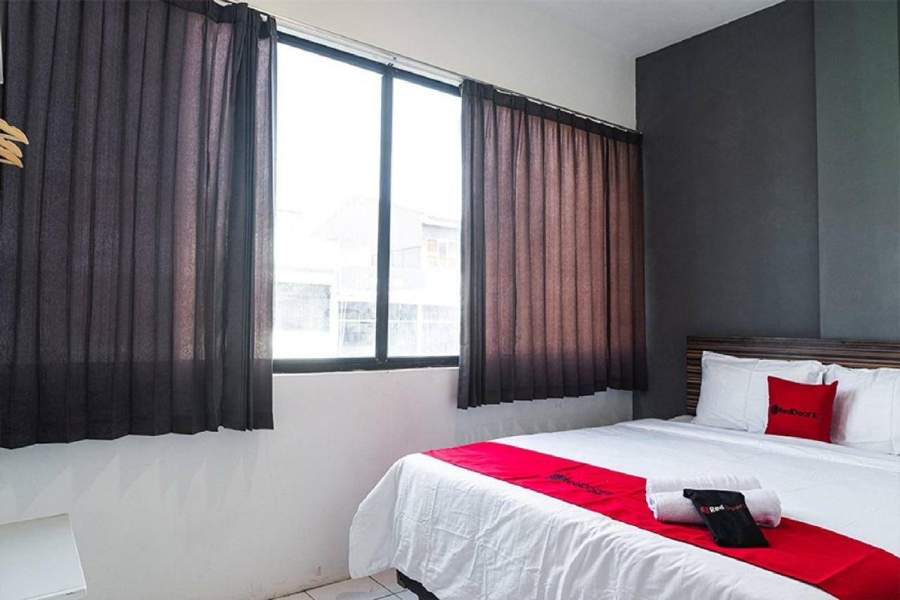 Reddoorz Near Seasons City Mall Jakarta Extérieur photo